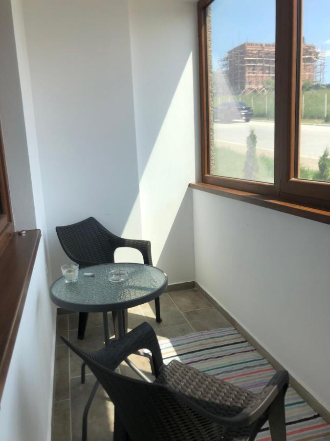 Ilinca-Zgatia Apartamento Piatra Neamţ Exterior foto